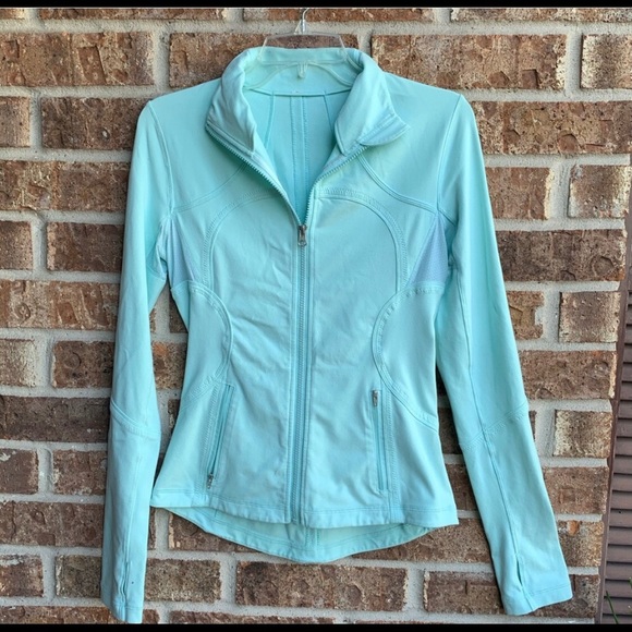 Lululemon Define Jacket - Picture 2 of 3
